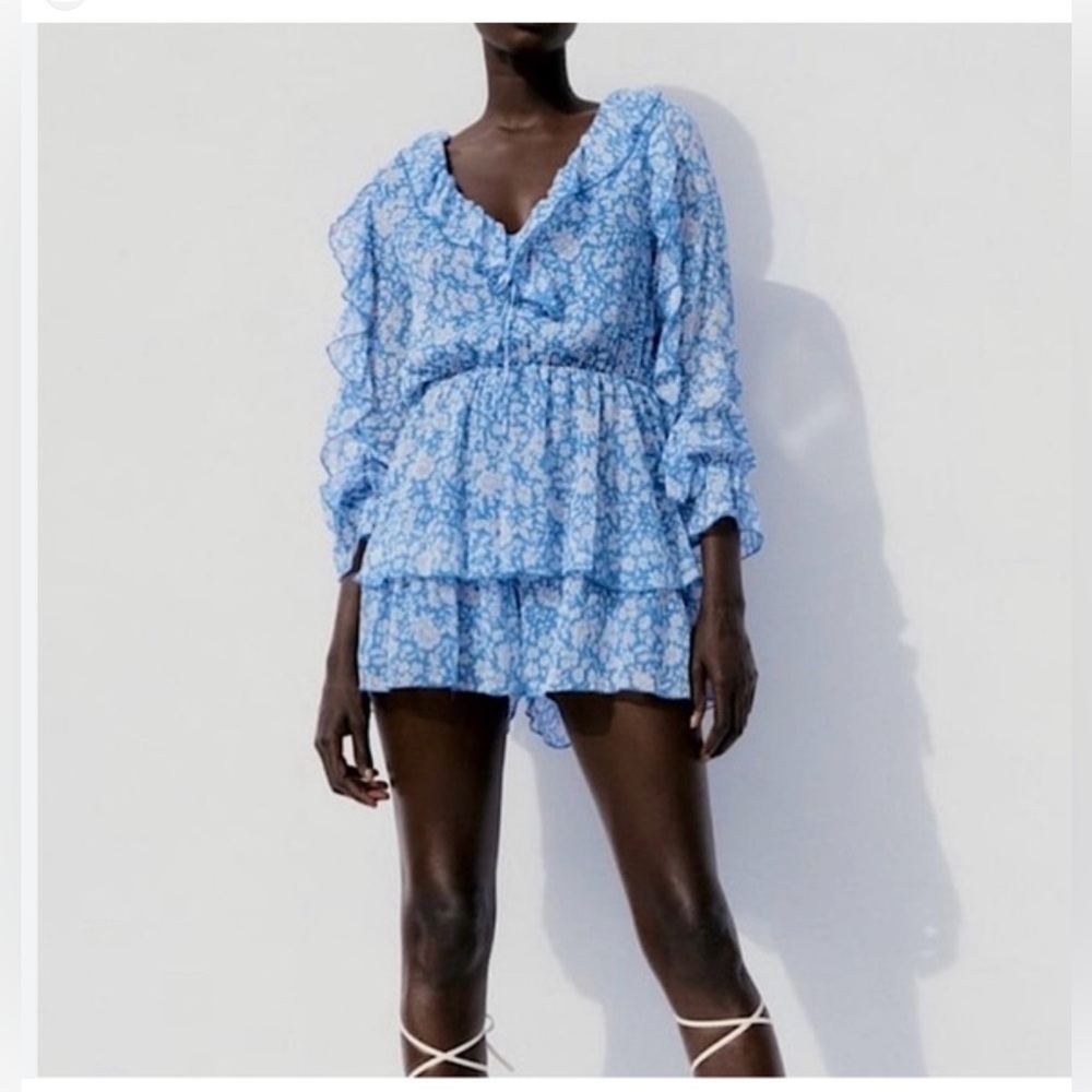 Zara Blue White Floral Ruffle Long Sleeve Short Romper Size S